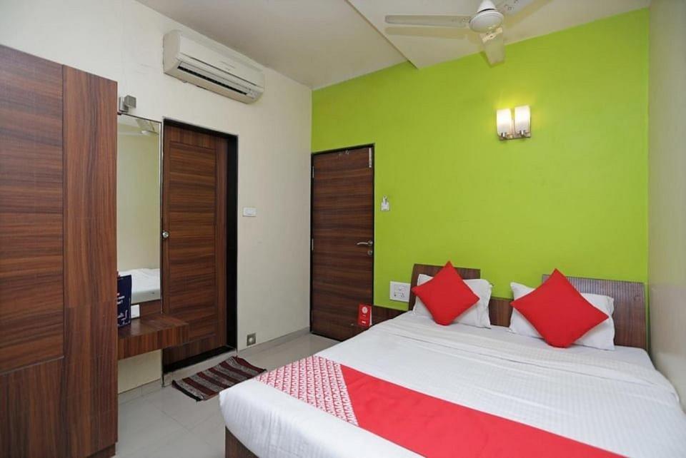 Hotel Fabexpress The Paradise 3*