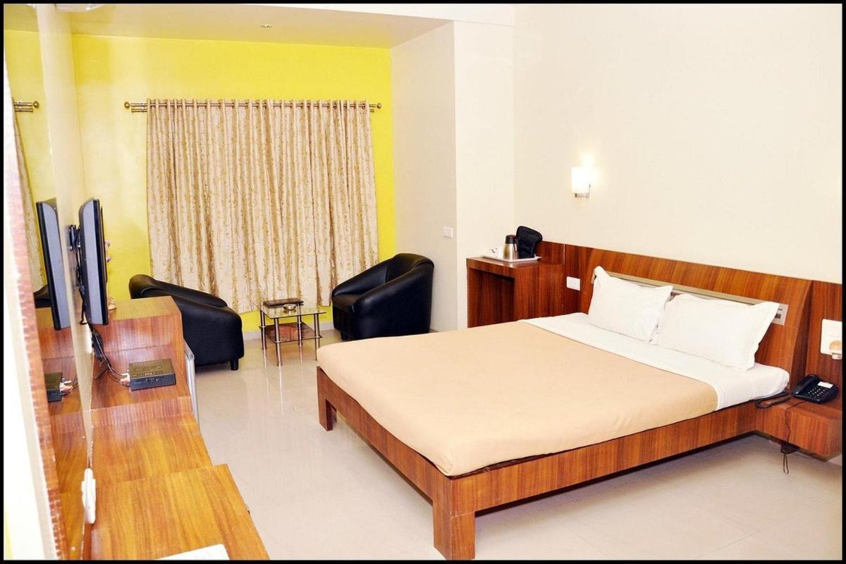 Fabexpress The Paradise Hotel 3*