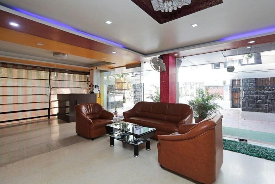 Hotel Fabexpress The Paradise Pune